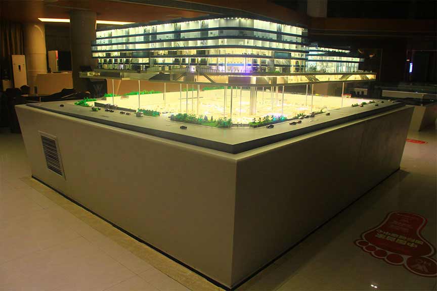 鹏瑞利商业模型智能升降